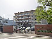 中学校 1700m さいたま市立城南中学校
