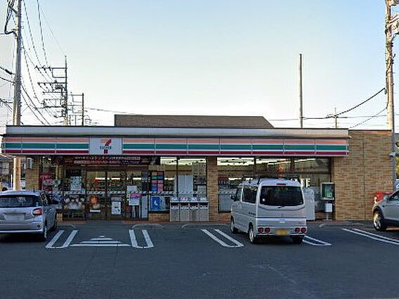 コンビニ 36...