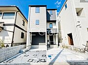 たっぷりの陽光と心地よい風が舞い込む住まい
