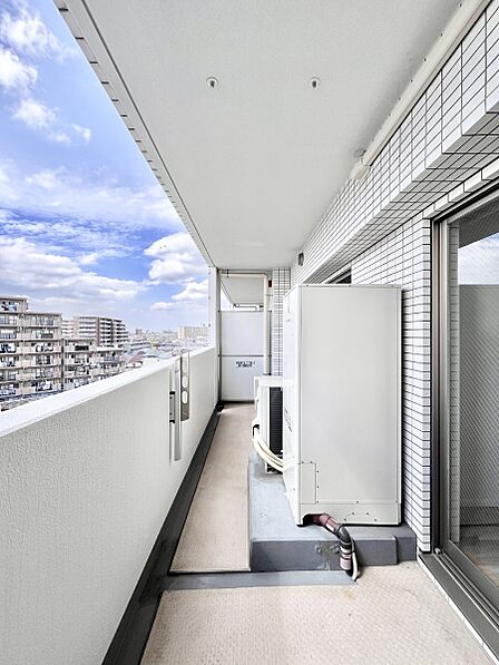 心地よい風を感じながらお洗濯物が干せそうです