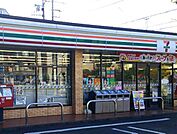 コンビニ 100m セブン-イレブン 鳩ヶ谷坂下3丁目店