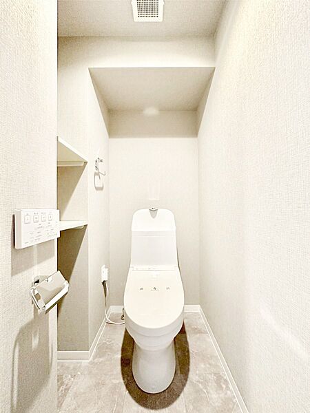 トイレを拡大表示