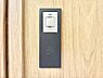 玄関：ラクラク開錠！スマートコントロールキー。