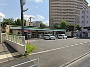 コンビニ 360m ファミリーマート さいたま根岸五丁目店