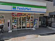コンビニ 70m ファミリーマート 赤羽一番街店