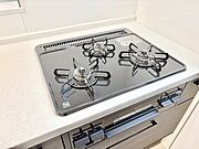 三口ガスコンロでお料理が一気にはかどりそう  　