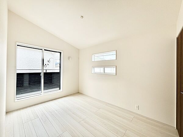 寝室を拡大表示