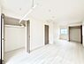 室内：将来は2部屋にすることもできますね。お年頃になったら夢の個室にチェンジ！