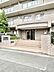 エントランス：落ち着いた雰囲気のエントランス　