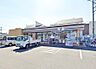 周辺：コンビニ 240m セブン-イレブン 草加新里下町店