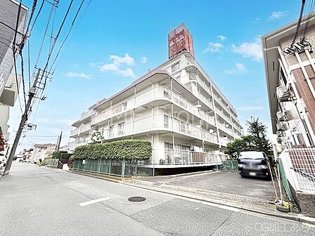 溢れる陽光でご家族の笑顔も輝く 