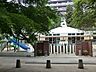 周辺：幼稚園・保育園 700m 東漸寺幼稚園
