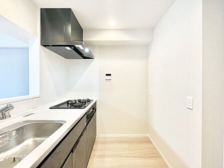 広々とした使い勝手の良いキッチンで日々のお料理も楽しくなりそう