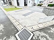 駐車2台可能！急なお客様の駐車に。また、ご家族の自転車スペースとしても大活躍。