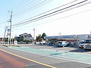ローソンまで徒歩1分