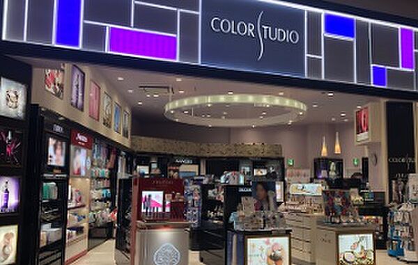 画像21:カラースタジオ イオンモール大日店 （化粧品専門店）（671m）
