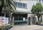 門真市立古川橋小学校（242m）