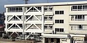 寝屋川市立木田小学校（300m）