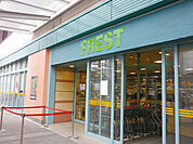 FREST（フレスト） 寝屋川店（312m）