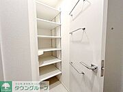 お部屋探しは株式会社　タウンハウジング　までお気軽にお問合せ下さい。クレジットカード決済・首都圏を中心直営143店舗　仲介件数全国2位の豊富な実績！諸費用・審査等・何でもご相談下さい。