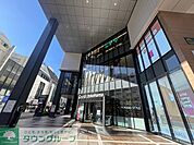 CeeU　Yokohama 徒歩5分。 390m