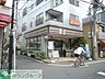 周辺：セブンイレブン 徒歩3分。 240m