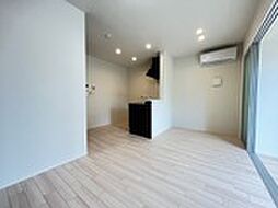 グラティテュード・Ｋ 101 1階1LDKのリビング/ダイニング