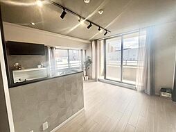 グローバル御幣島駅前 1SLDKのリビング/ダイニング