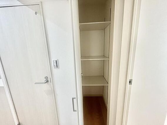 掃除機や日用品...