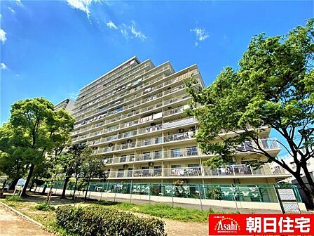 ～外観写真～ 地上15階建/14階部分 東向きバルコニー 494戸のBIGコミュニティ