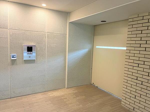 エントランスを拡大表示