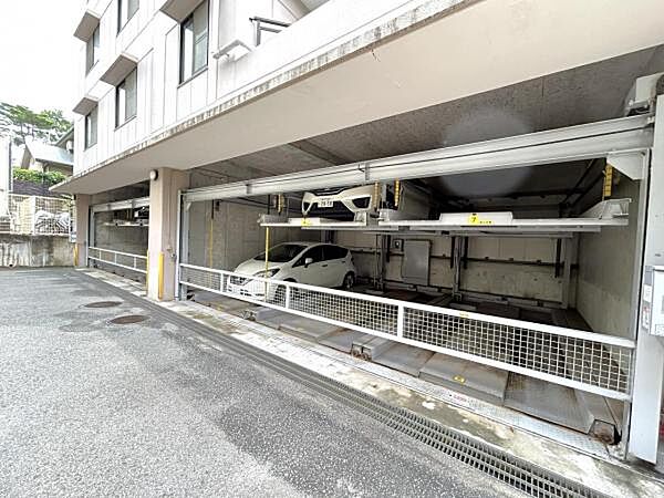 駐車場を拡大表示