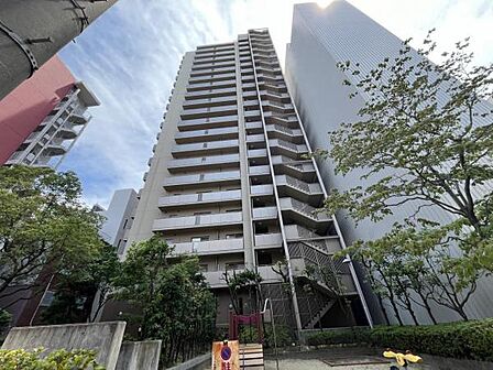 ~外観写真~ 築1998年11月 地上20階建/7階部分 南西角住戸