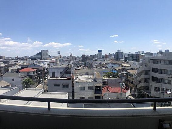 6階部分からの...