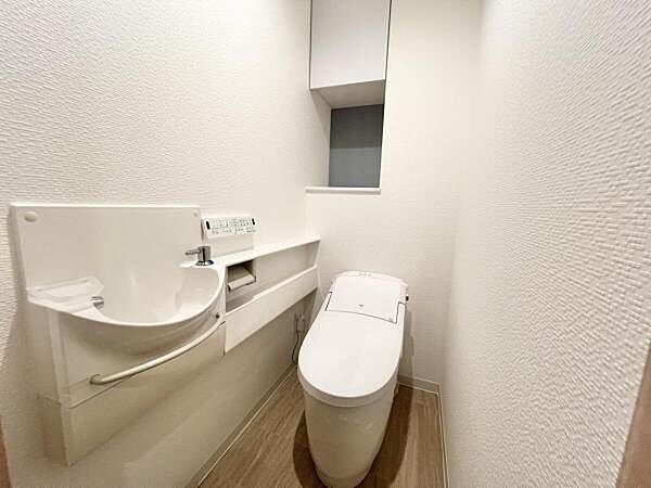 トイレを拡大表示