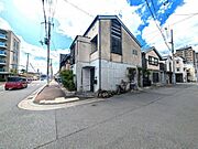 区画整理された綺麗な街並み