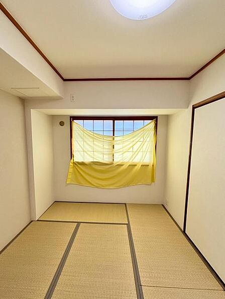 6帖の和室です。
