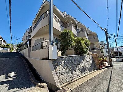 外観:4方向角部屋 日当たり良好 外観:4方向角部屋 日当たり良好