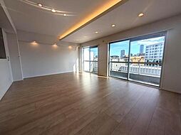 サカエ新宿余丁町マンション