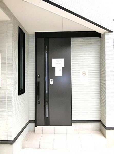 玄関を拡大表示