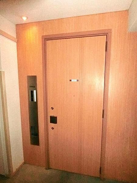 玄関を拡大表示