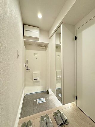 玄関には豊富な...