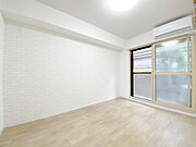 【居室】別角度撮影 2024年5月にリノベーション済み。