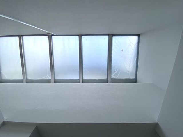 洋室 サンビュー南町 1階/-