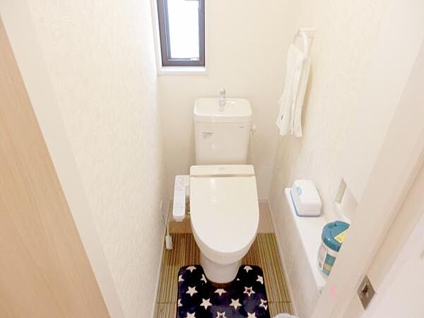 トイレを拡大表示