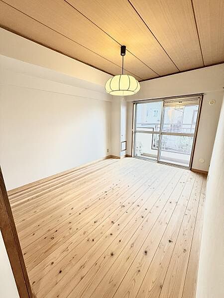 洋室を拡大表示