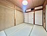 和室：2階　和室 令和8年4月に畳表替えをしております♪