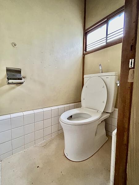 トイレを拡大表示