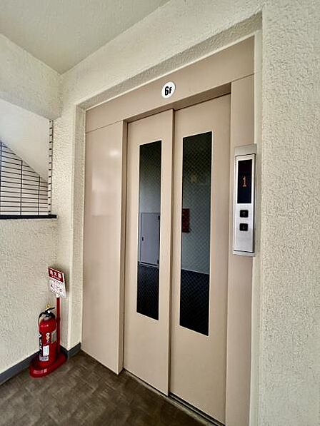 エレベーター完備