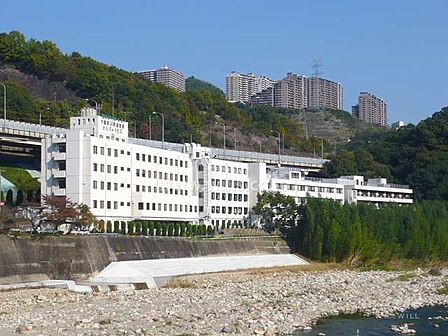 医療法人社団緑水会 北摂中央病院の外観